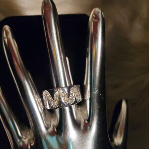 Sterling Silver with Brilliant Stones Ring (size 8)